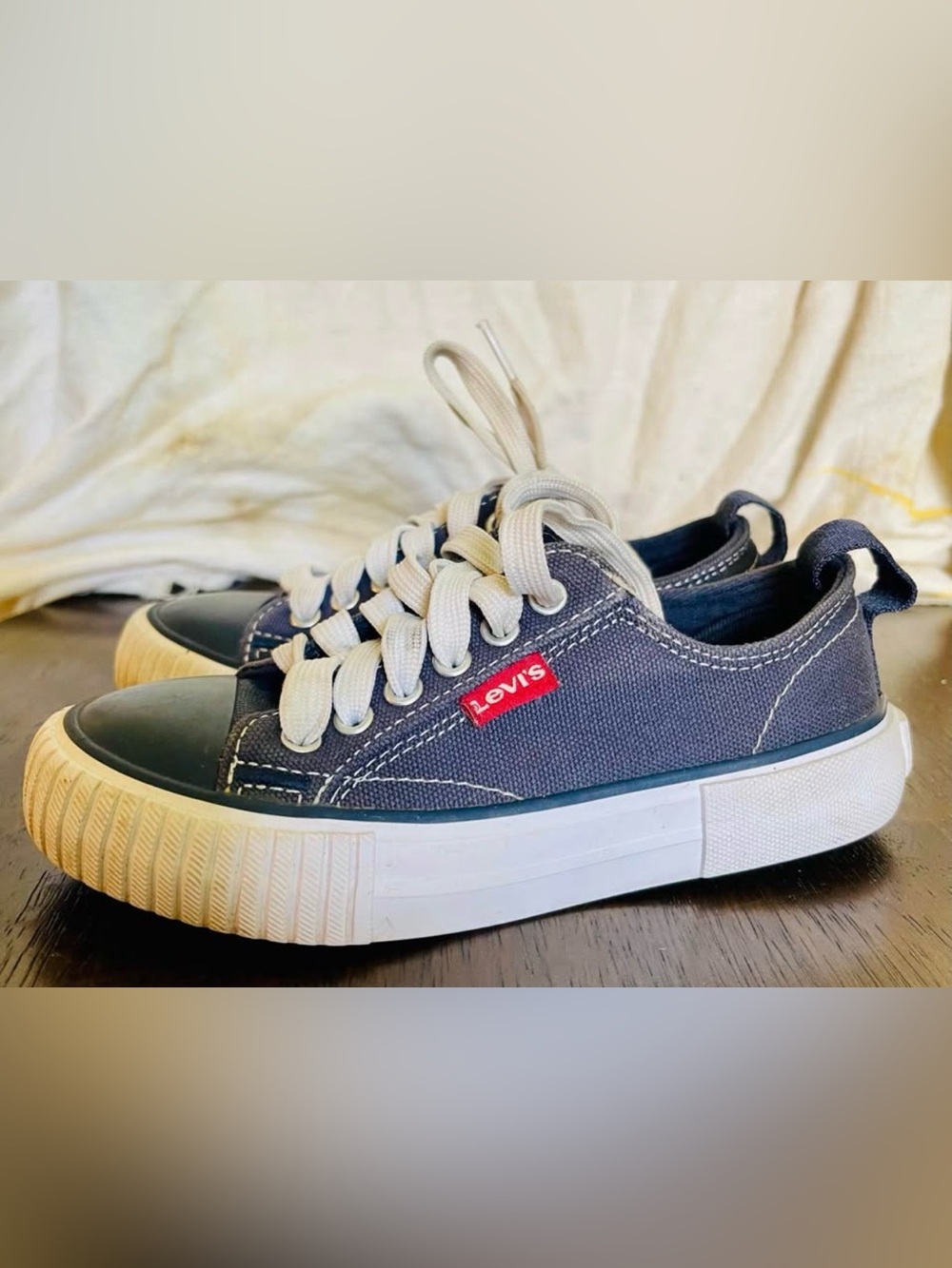 Levi's Kids Anikin C CVS Navy Blue Canvas Sneakers - Size 11 Little Kid